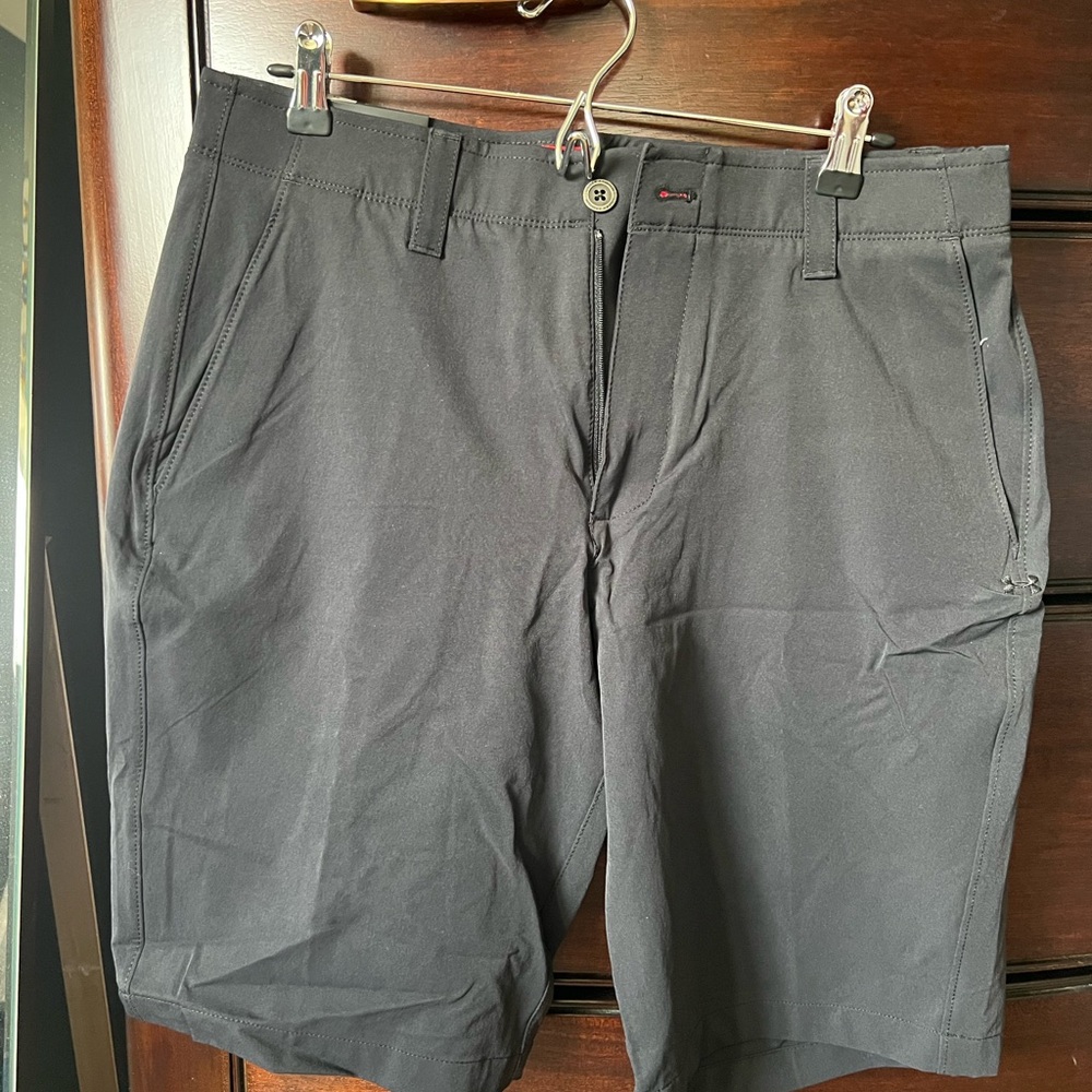 Under Armour Black Flat Front Shorts Lightweight Design